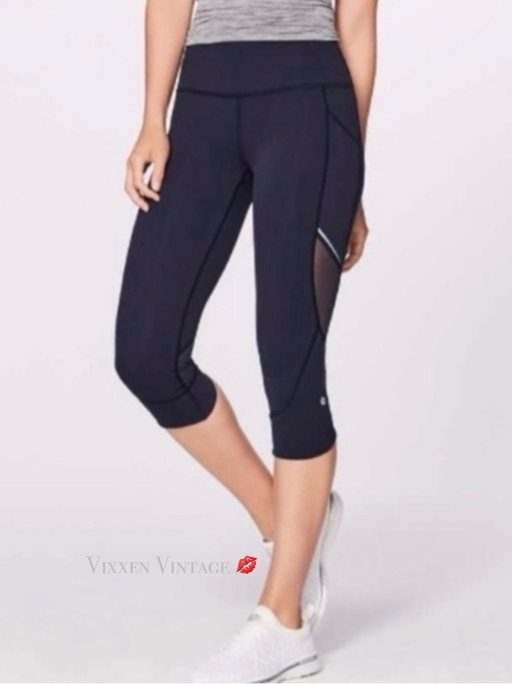 LULULEMON RIBBED ‘HOME STRETCH MID-RISE CROP W/ POCKETS 23’ IN TRUE NAVY